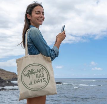 NO BAD DAYS® Circle Palms Tote Bag